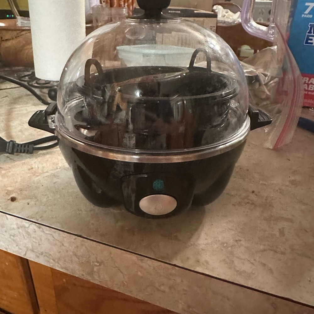 Dash Black Electric Egg Cooker